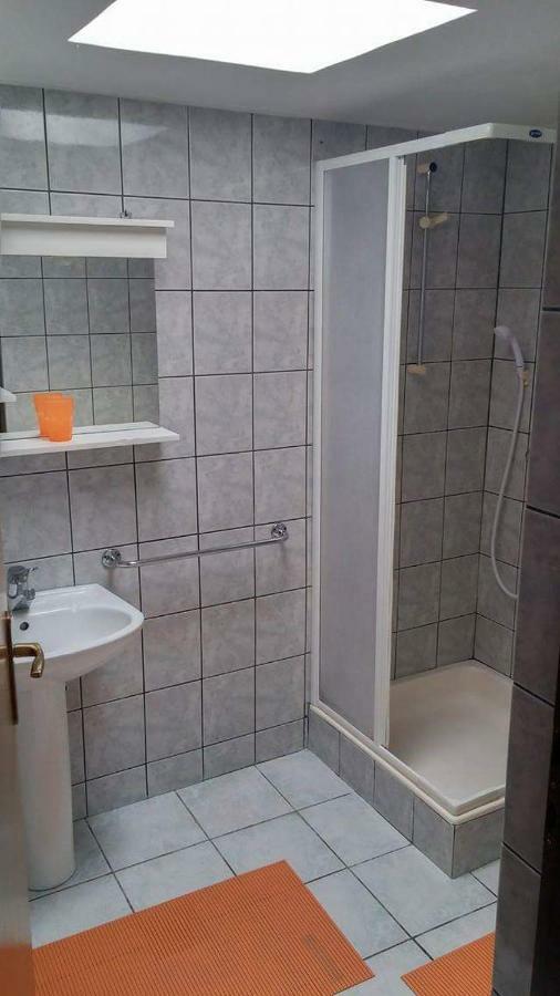 Apartman Duje เพทรอซาเน ภายนอก รูปภาพ