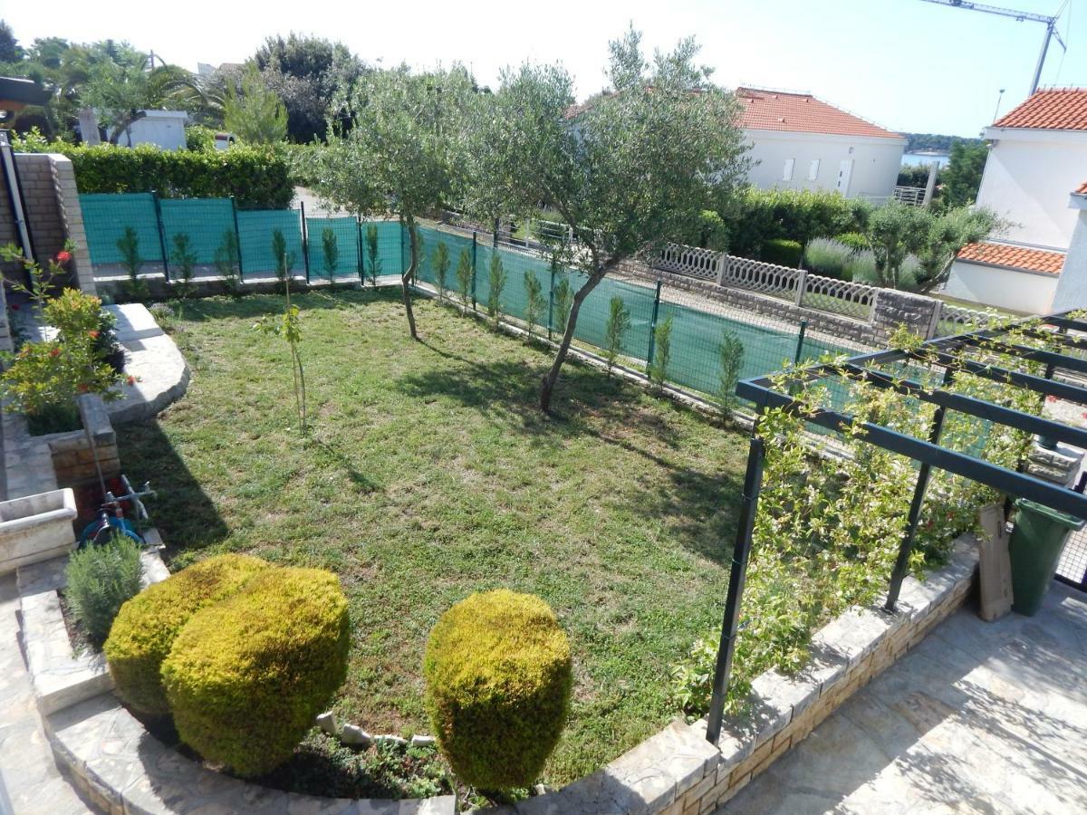 Apartman Duje เพทรอซาเน ภายนอก รูปภาพ